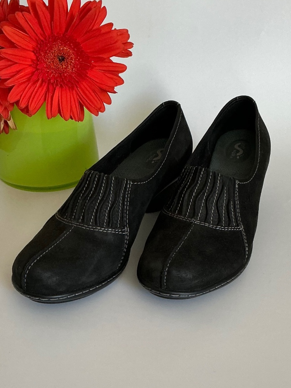 SoftWalk Black Suede Leather Wedge Comfort Sip On Shoes Size 7M EUC